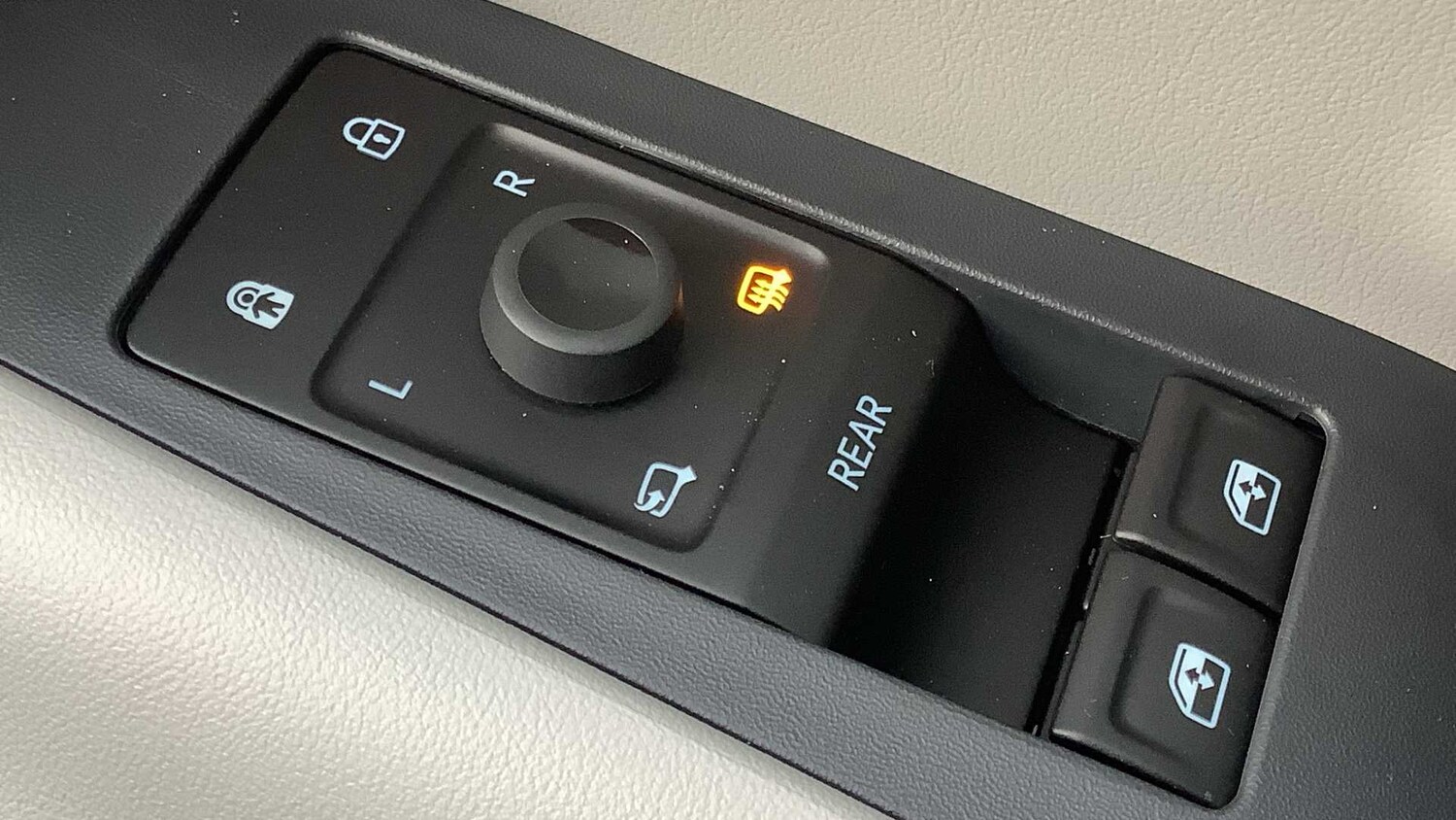 Used Ford Capri 2024 for sale - 78188025: Photo 35