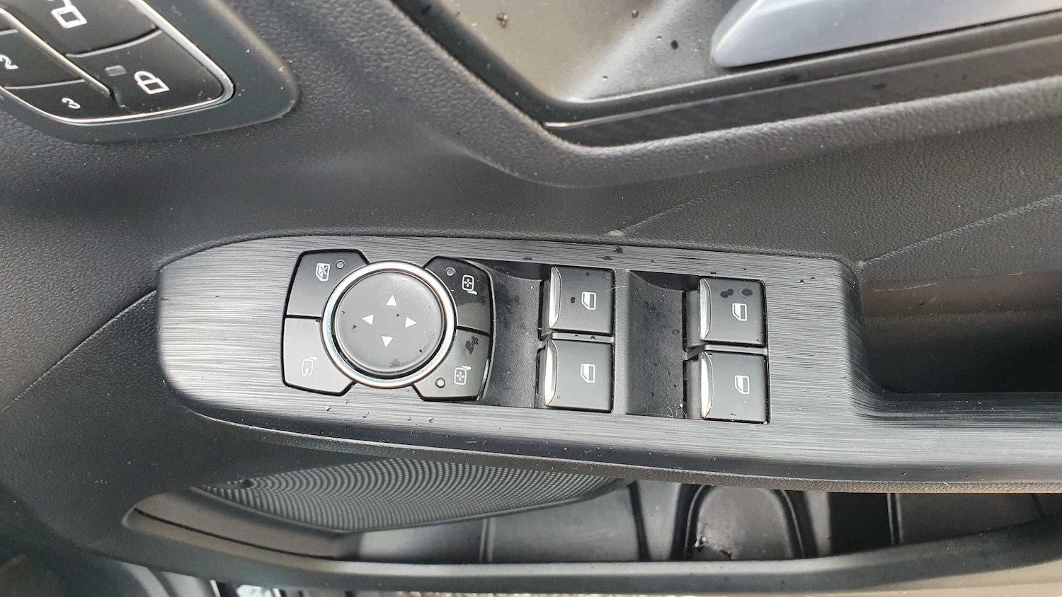 Vehicle 33
