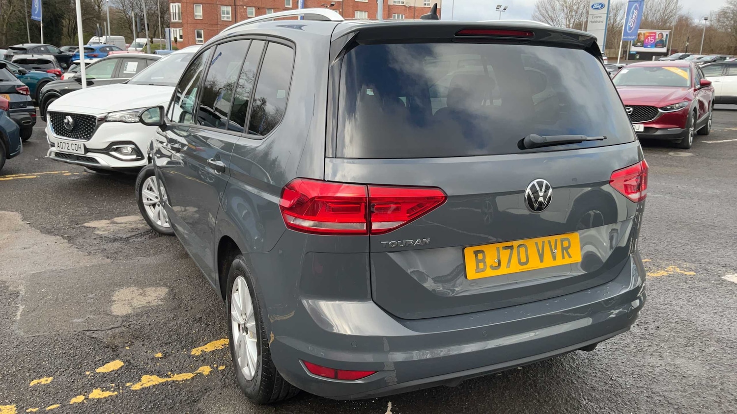 Used Volkswagen Touran 2020 for sale - 77899279: Photo 2