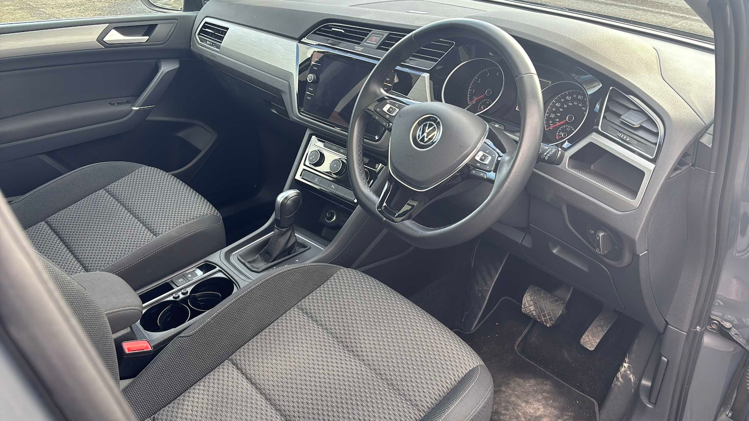 Used Volkswagen Touran 2020 for sale - 77899279: Photo 8