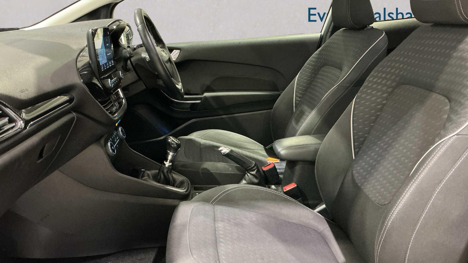 Used Ford Fiesta 2017 for sale - 76902312: Photo 11