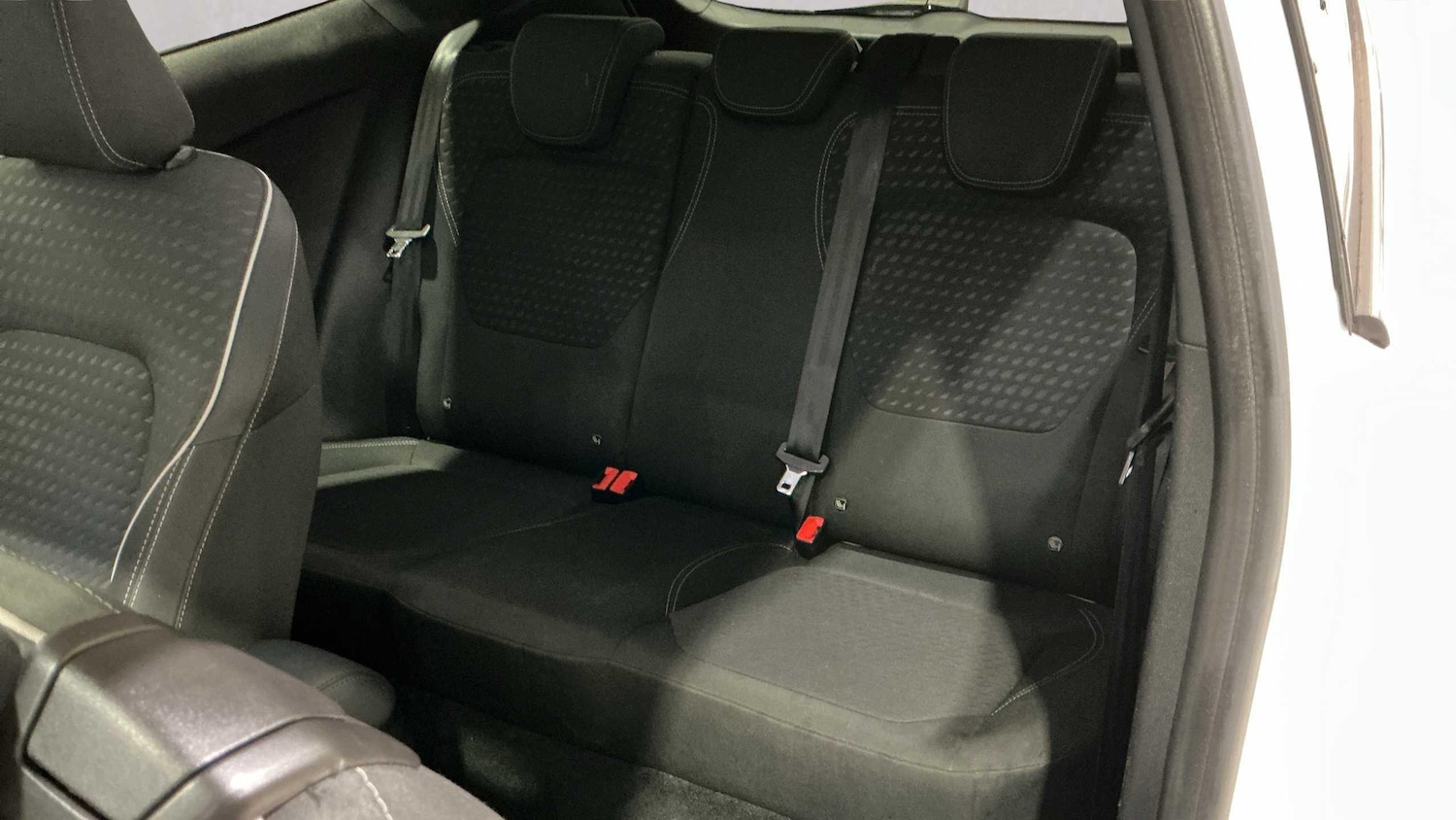 Used Ford Fiesta 2017 for sale - 76902312: Photo 12