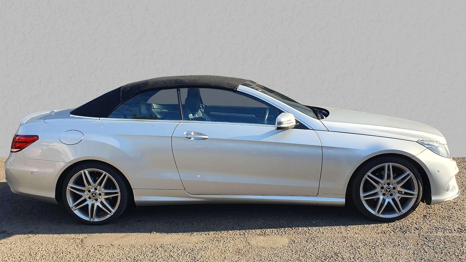 Used Mercedes-Benz E-Class 2016 for sale - 76075411: Photo 2