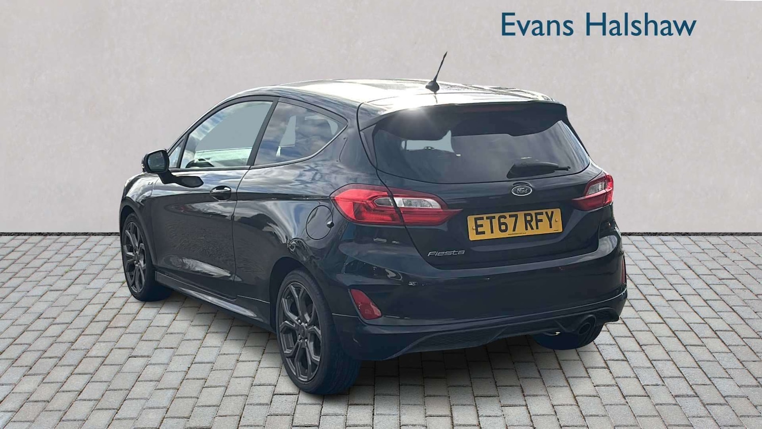 Used Ford Fiesta 2018 for sale - 78076799: Photo 2