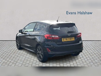 Used Ford Fiesta 2018 for sale - 78076799: Photo