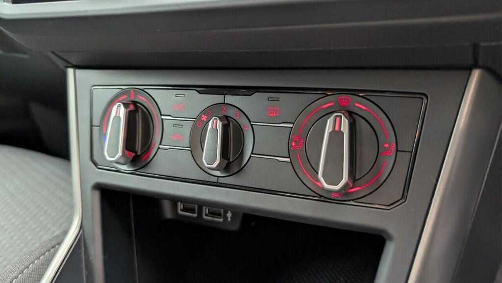 Used Volkswagen Polo 2019 for sale - 76804922: Photo 8