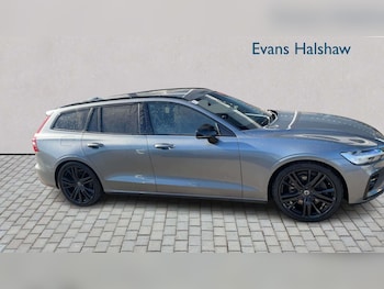 Used Volvo V60 2021 for sale - 78451529: Photo