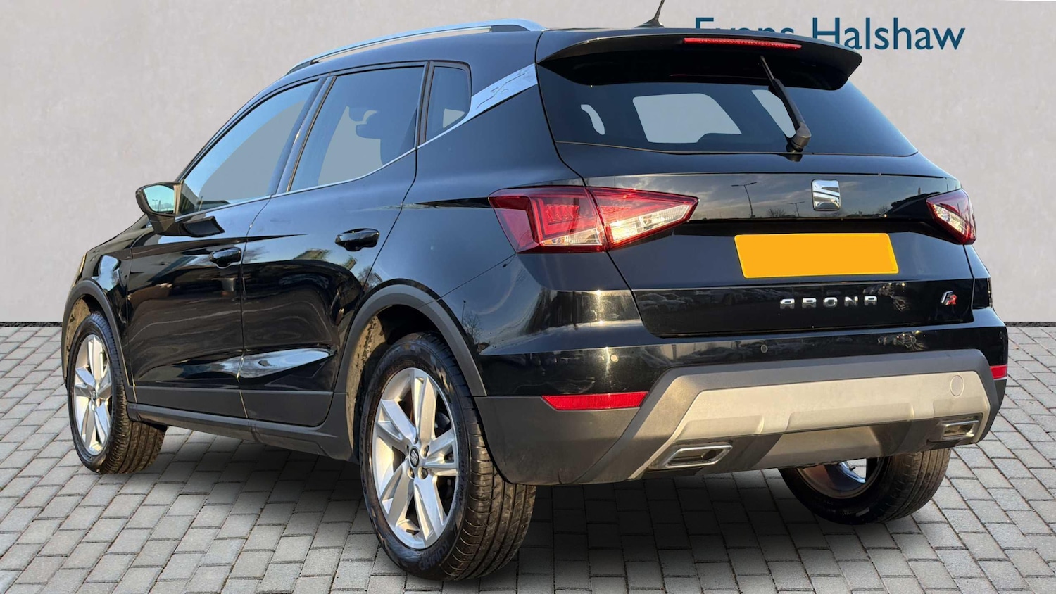Used SEAT Arona for sale - 77000130: Photo 2