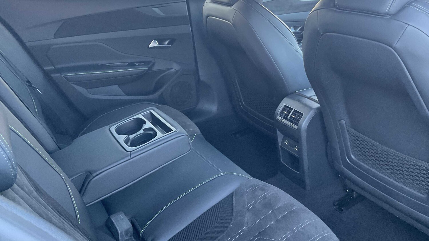 Used Peugeot 408 for sale - 77842335: Photo 11