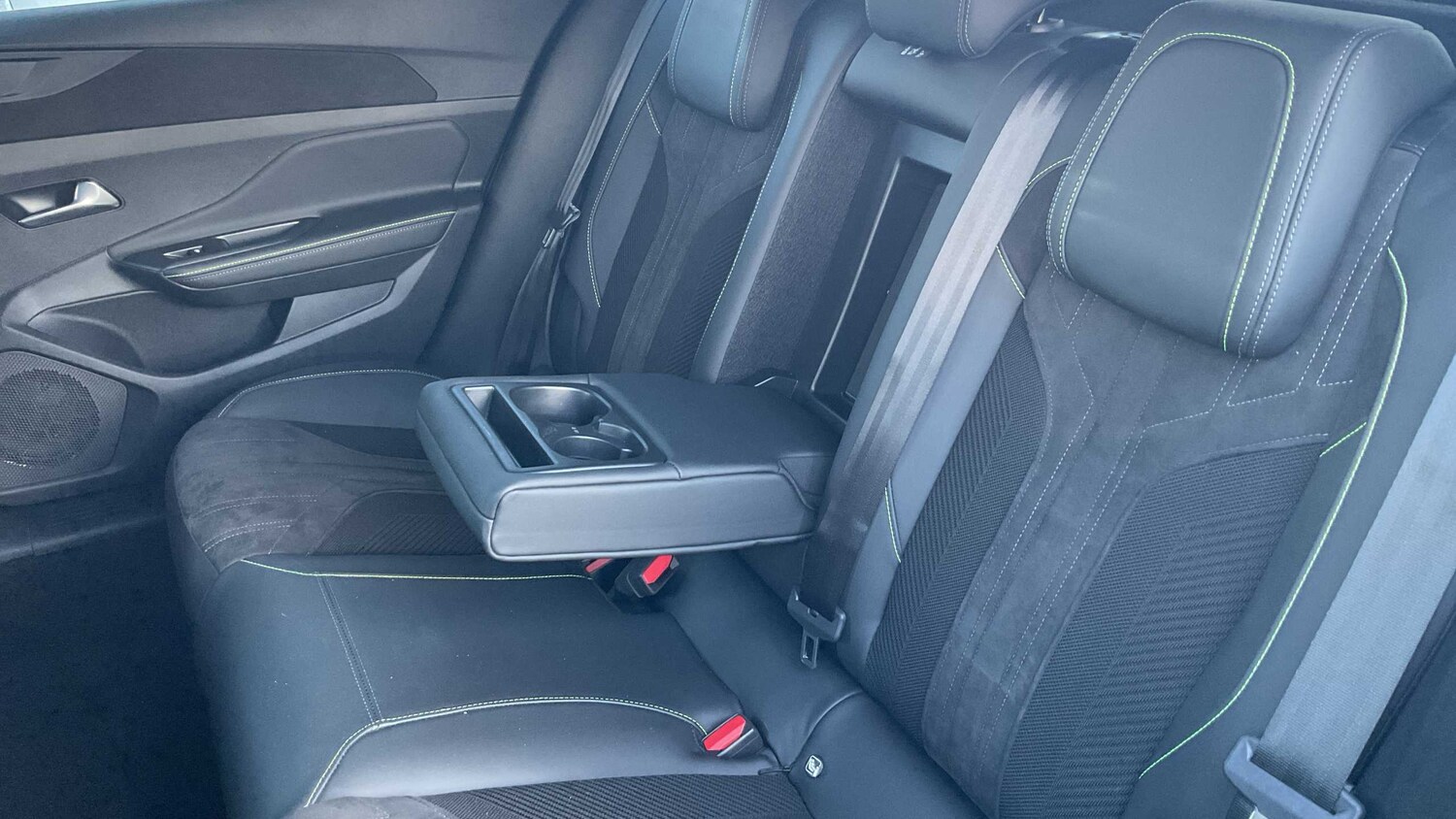 Used Peugeot 408 for sale - 77842335: Photo 13