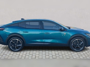 Used Peugeot 408 2023 for sale - 77842335: Photo