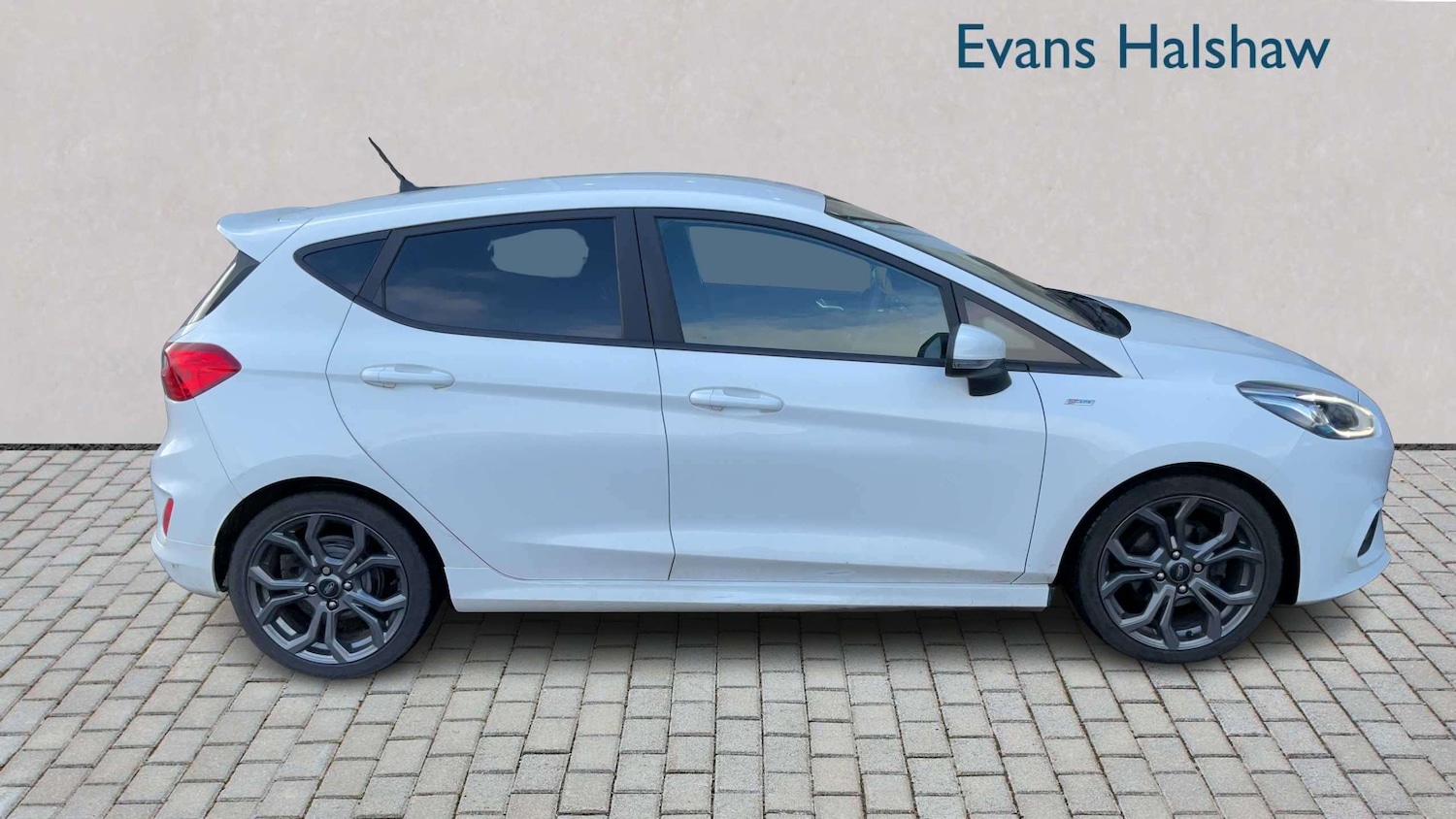 Used Ford Fiesta 2019 for sale - 77913805: Photo 2