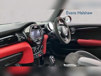 Used MINI Hatch 2021 for sale - 77000227: Photo