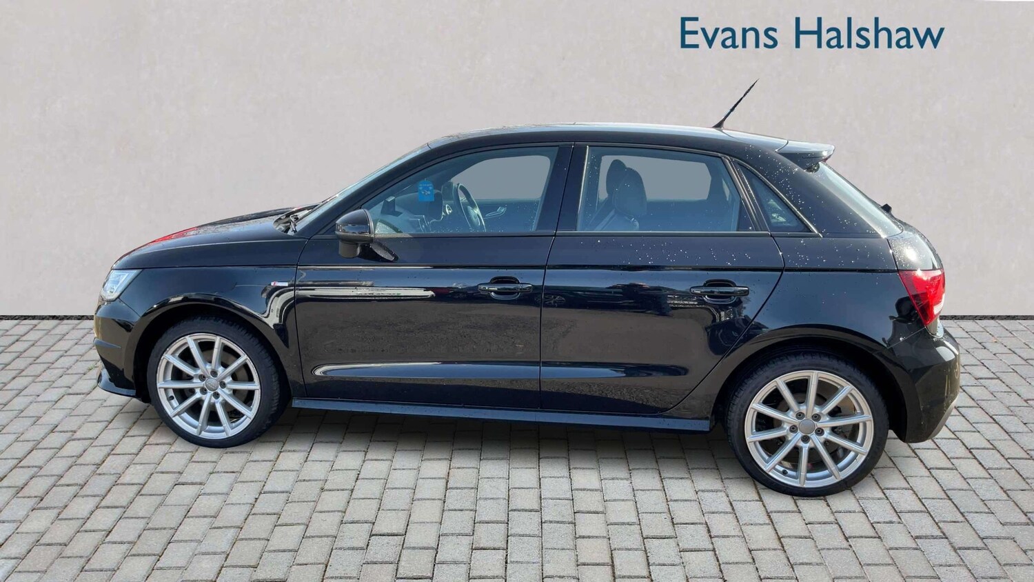 Used Audi A1 for sale - 77960823: Photo 3