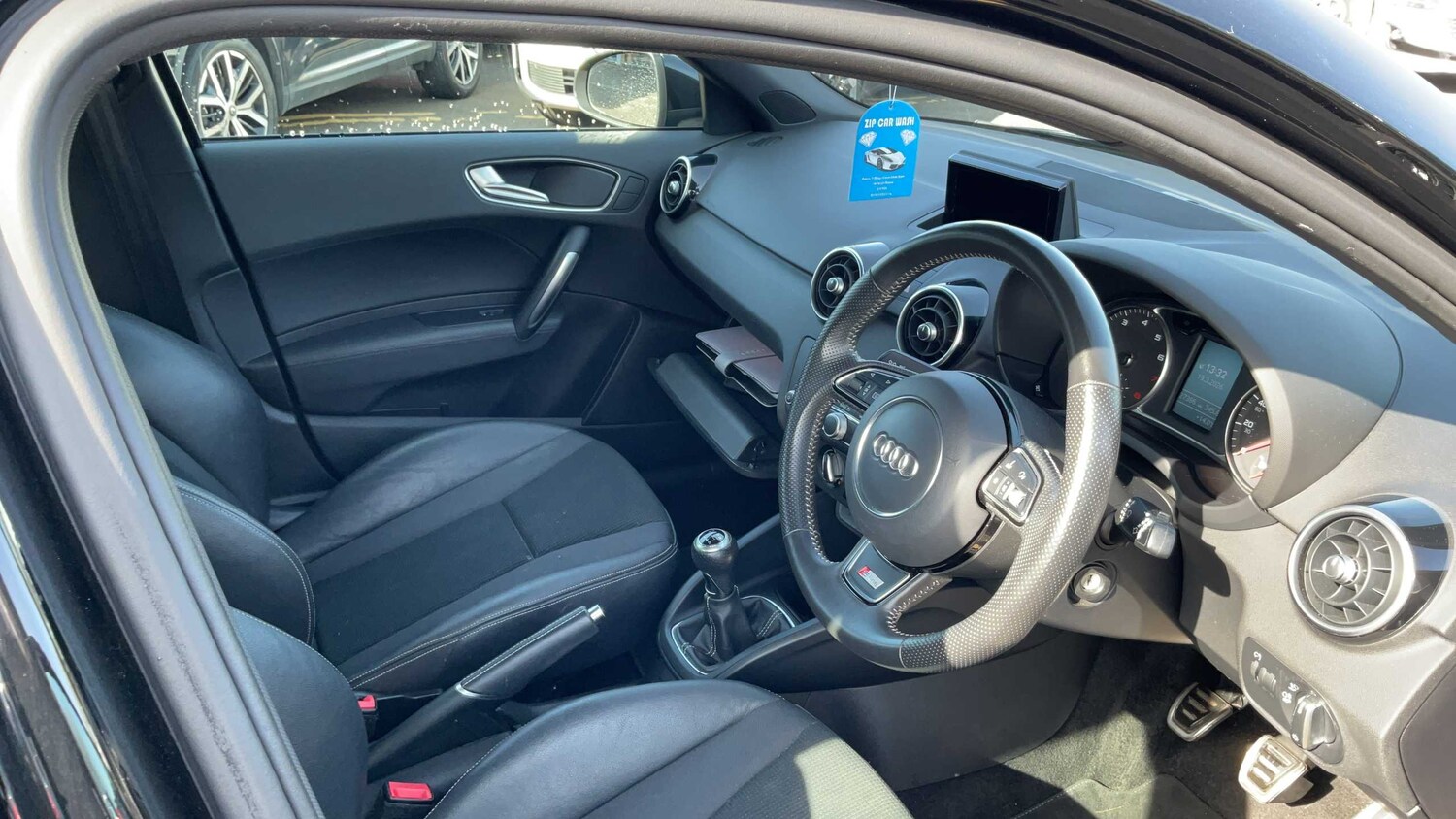 Used Audi A1 for sale - 77960823: Photo 8