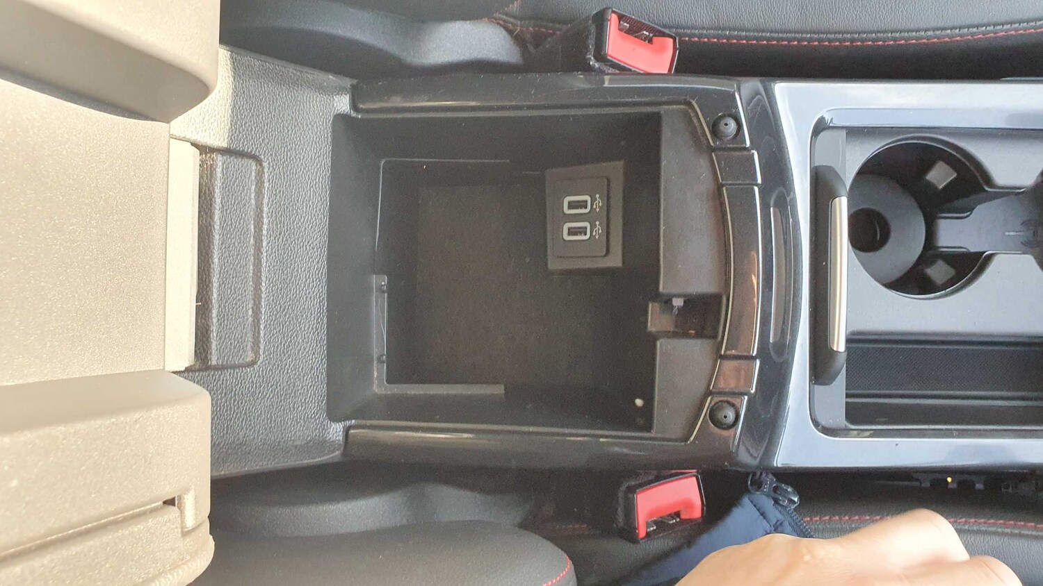 Used Ford Kuga 2018 for sale - 75917940: Photo 17