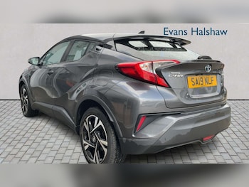 Used Toyota C-HR 2019 for sale - 79215116: Photo
