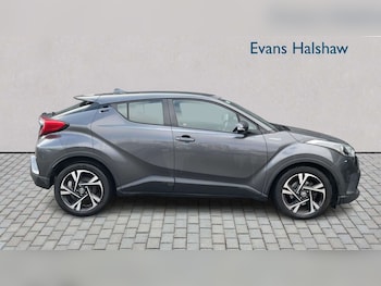 Used Toyota C-HR 2019 for sale - 79215116: Photo