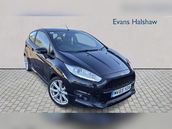 Used Ford Fiesta 2015 for sale - 78494935: Photo