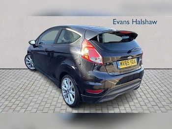 Used Ford Fiesta 2015 for sale - 78494935: Photo