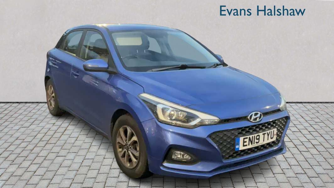 Used Hyundai i20 2019 for sale - 76442457: Photo 1