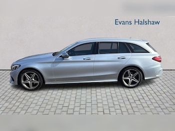 Used Mercedes-Benz C Class 2018 for sale - 77979454: Photo