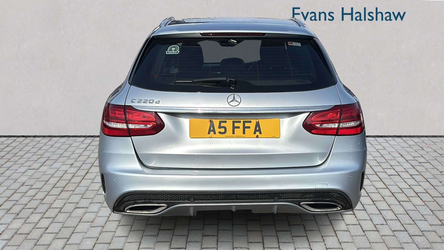 Used Mercedes-Benz C Class 2018 for sale - 77979454: Photo 5