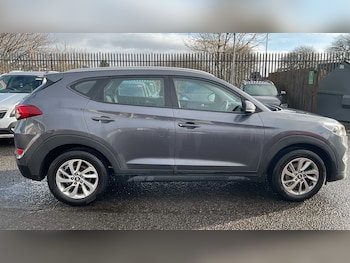 Used Hyundai TUCSON 2017 for sale - 77577205: Photo