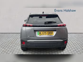Used Peugeot 2008 2025 for sale - 79864352: Photo