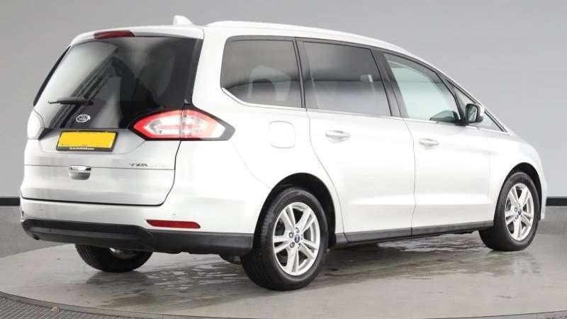 Used Ford Galaxy 2022 for sale - 76661886: Photo 4