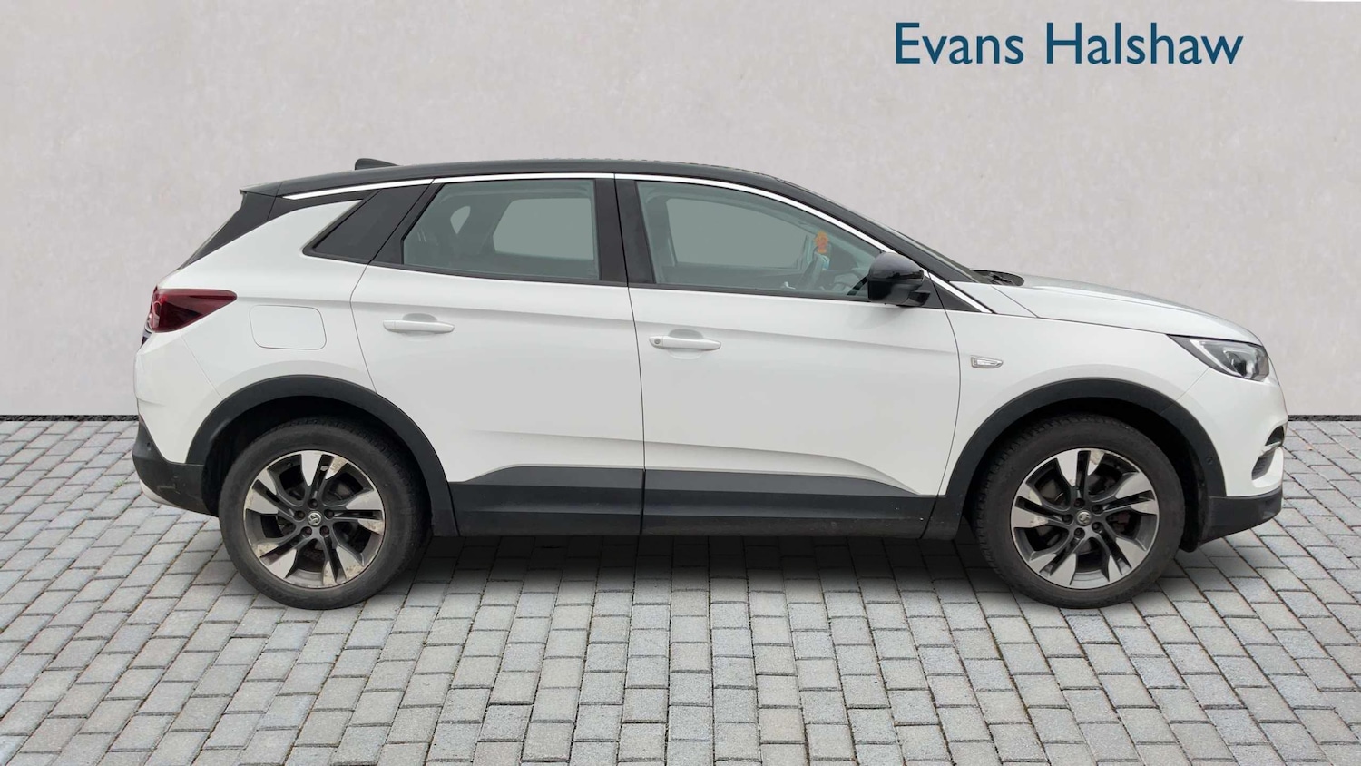 Used Vauxhall Grandland X 2019 for sale - 77628135: Photo 3