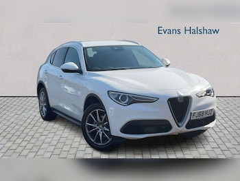 Used Alfa Romeo Stelvio 2018 for sale - 79215475: Photo