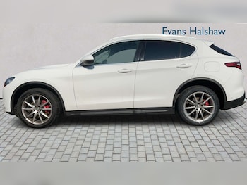 Used Alfa Romeo Stelvio 2018 for sale - 79215475: Photo