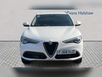 Used Alfa Romeo Stelvio 2018 for sale - 79215475: Photo