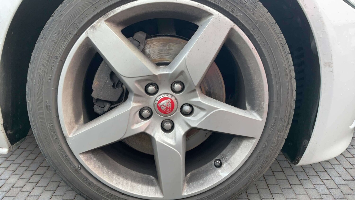 Used Jaguar XE 2019 for sale - 77913816: Photo 6