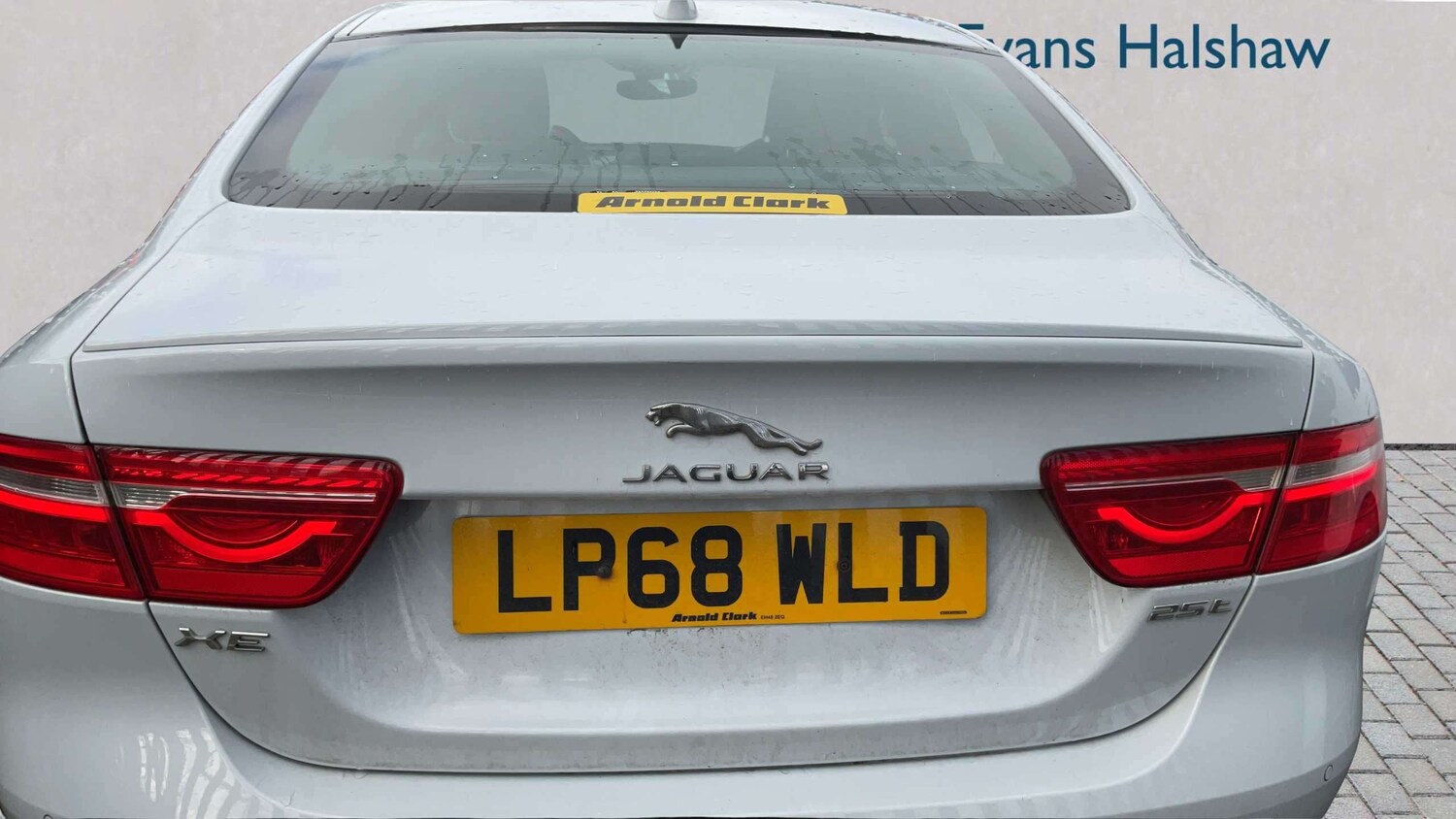 Used Jaguar XE 2019 for sale - 77913816: Photo 7