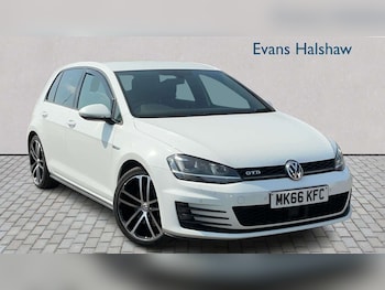 Used Volkswagen Golf 2016 for sale - 79193213: Photo