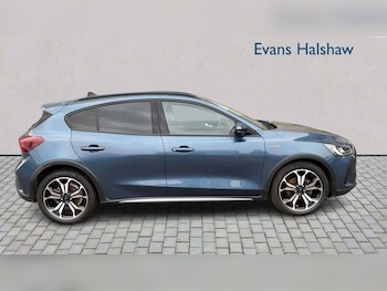 Used Ford Focus 2022 for sale - 78208862: Photo