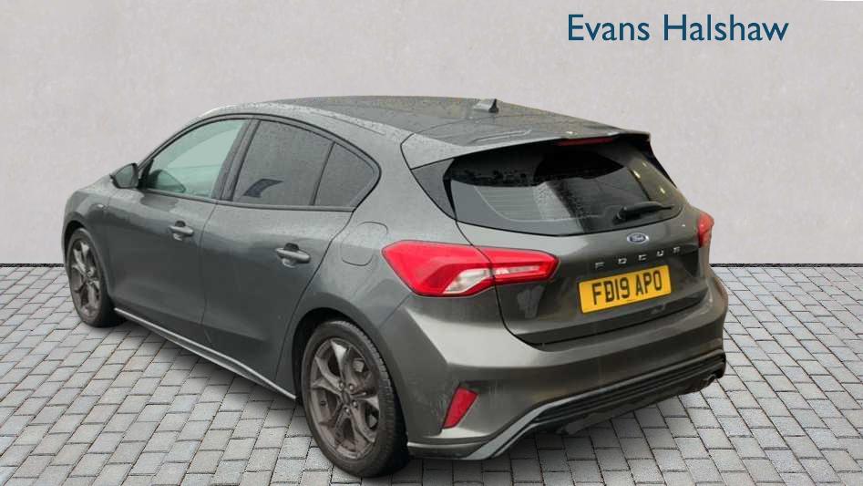 Used Ford Focus 2019 for sale - 77083039: Photo 3