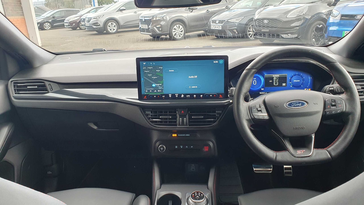 Used Ford Focus 2023 for sale - 75993835: Photo 16