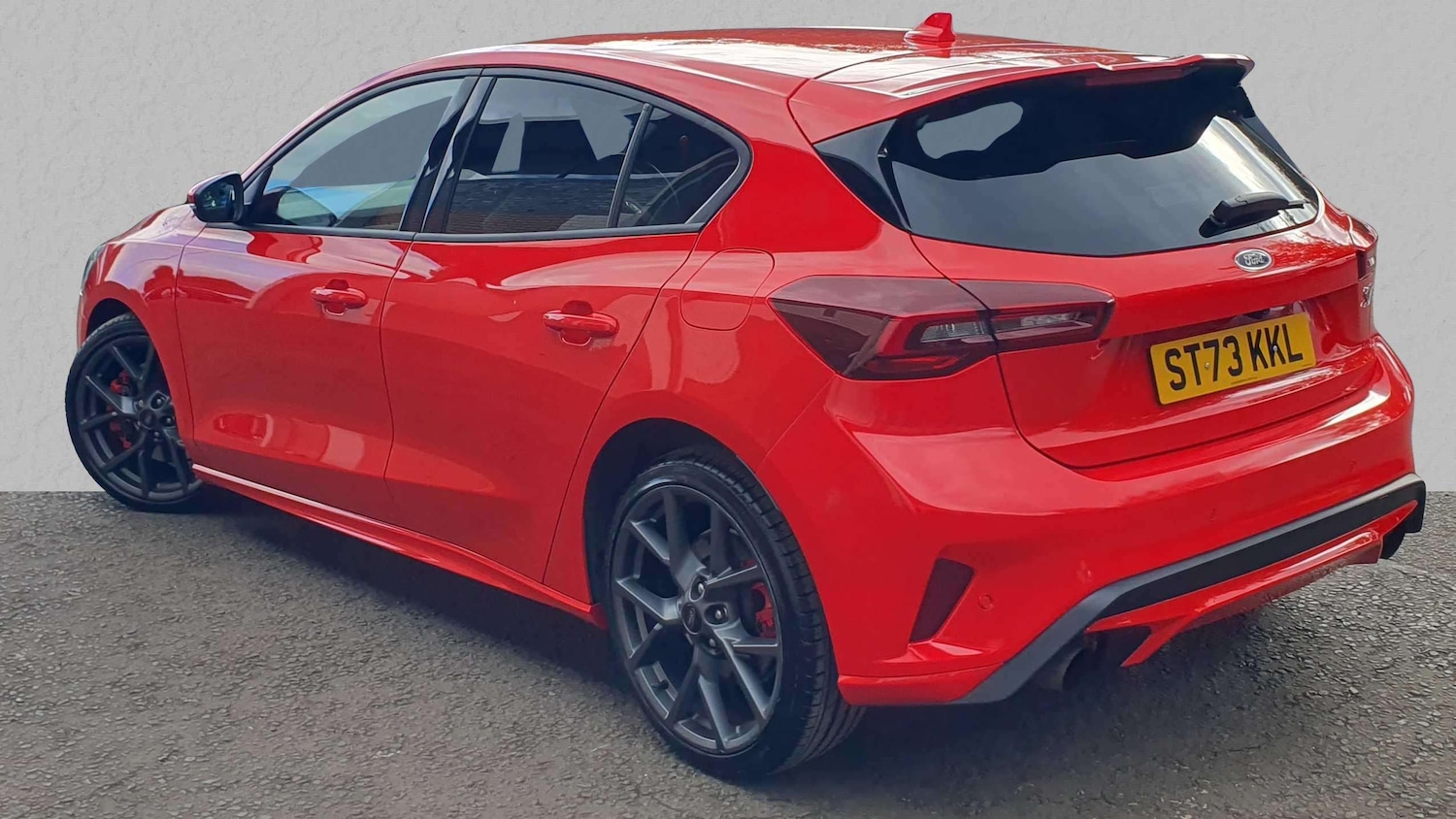 Used Ford Focus 2023 for sale - 75993835: Photo 2