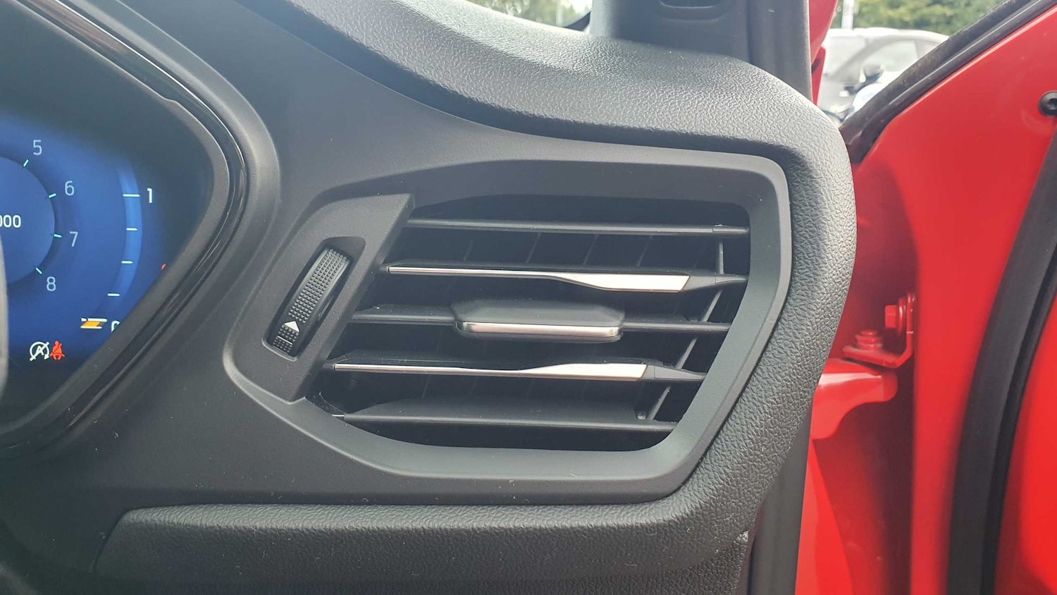 Used Ford Focus 2023 for sale - 75993835: Photo 30