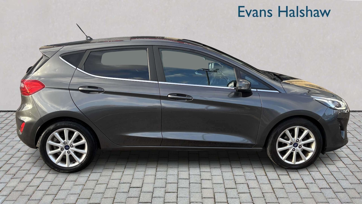 Used Ford Fiesta 2019 for sale - 76488011: Photo 2