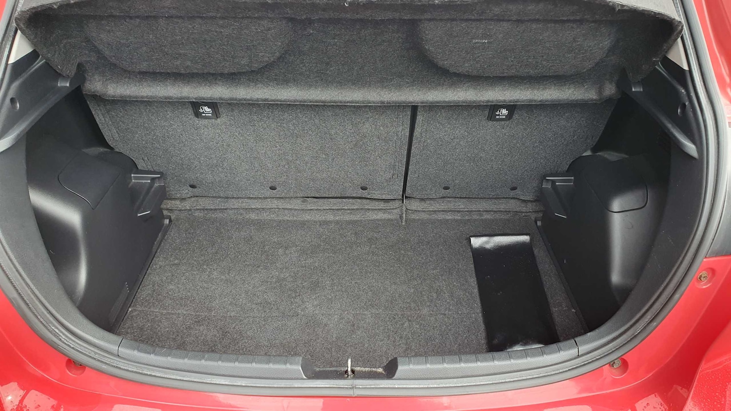 Used Toyota Yaris 2018 for sale - 75993993: Photo 10