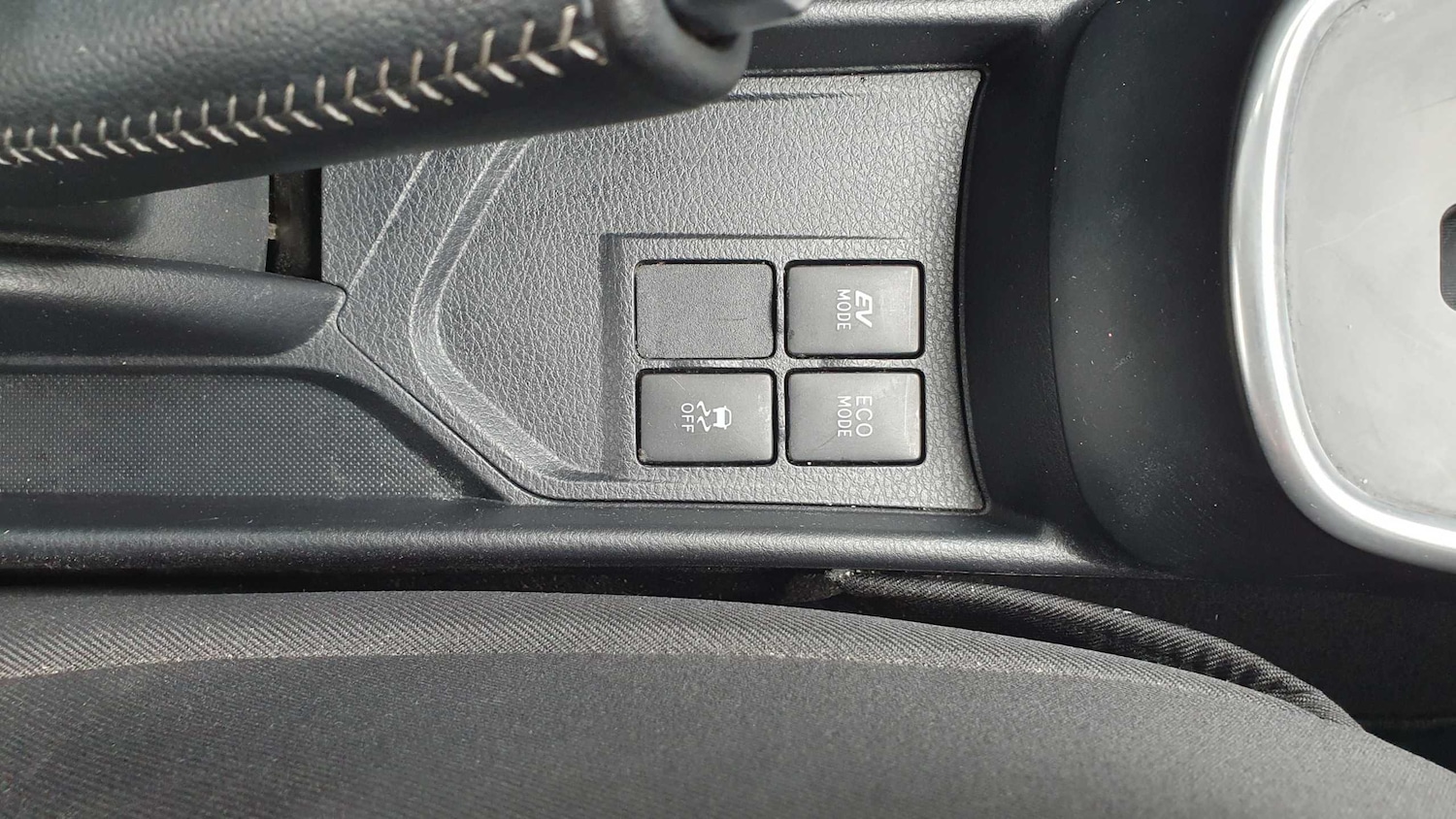 Used Toyota Yaris 2018 for sale - 75993993: Photo 18