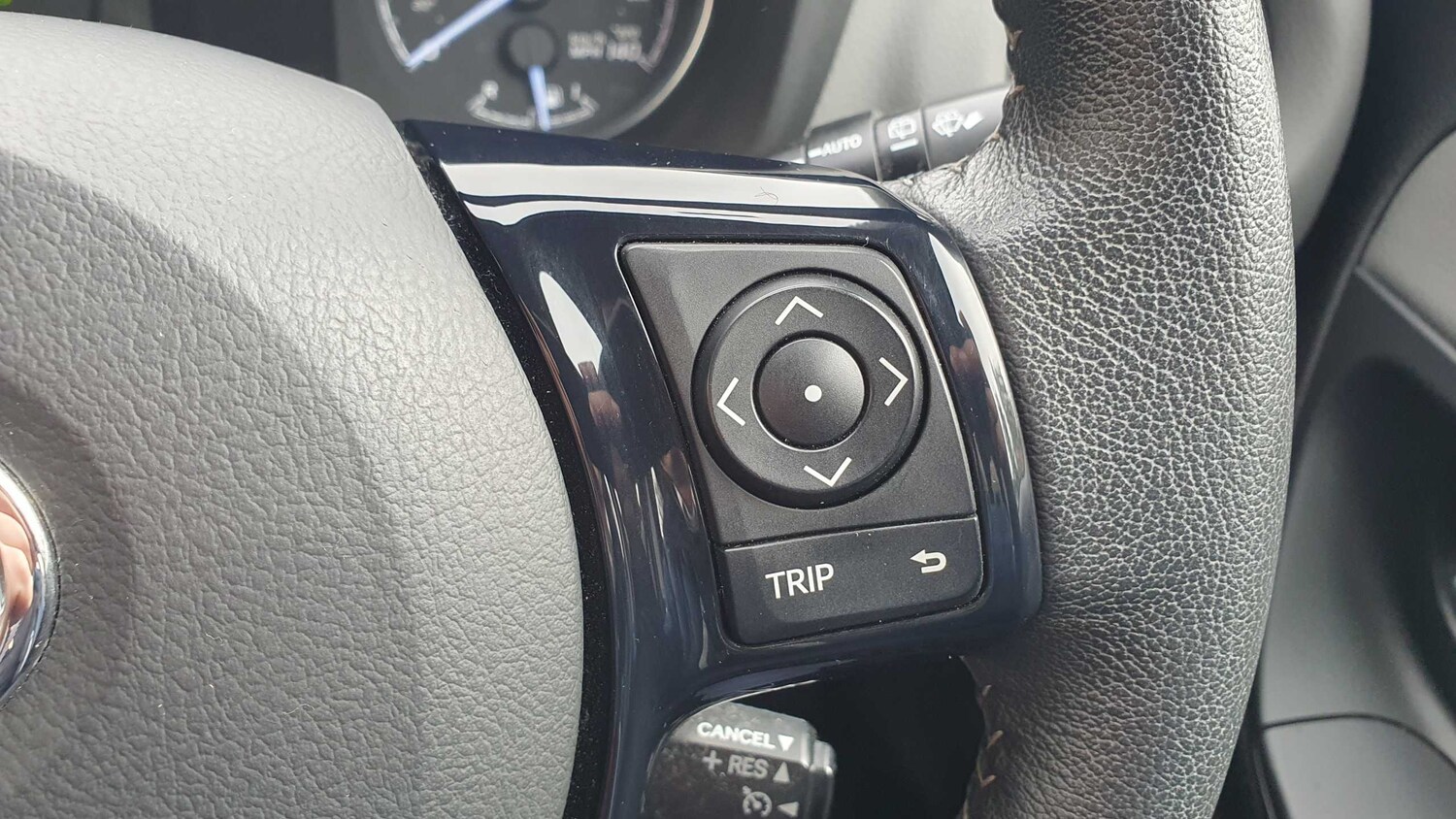 Used Toyota Yaris 2018 for sale - 75993993: Photo 27