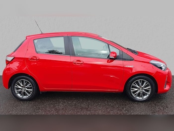 Used Toyota Yaris 2018 for sale - 75993993: Photo