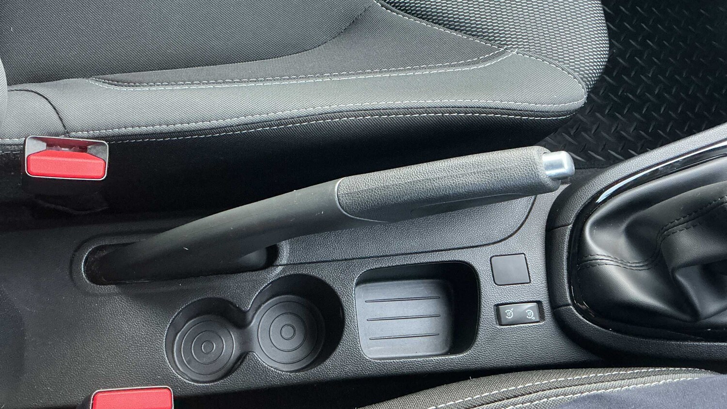 Used Renault Clio 2017 for sale - 78052304: Photo 17