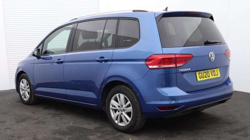 Used Volkswagen Touran 2020 for sale - 76435633: Photo 2