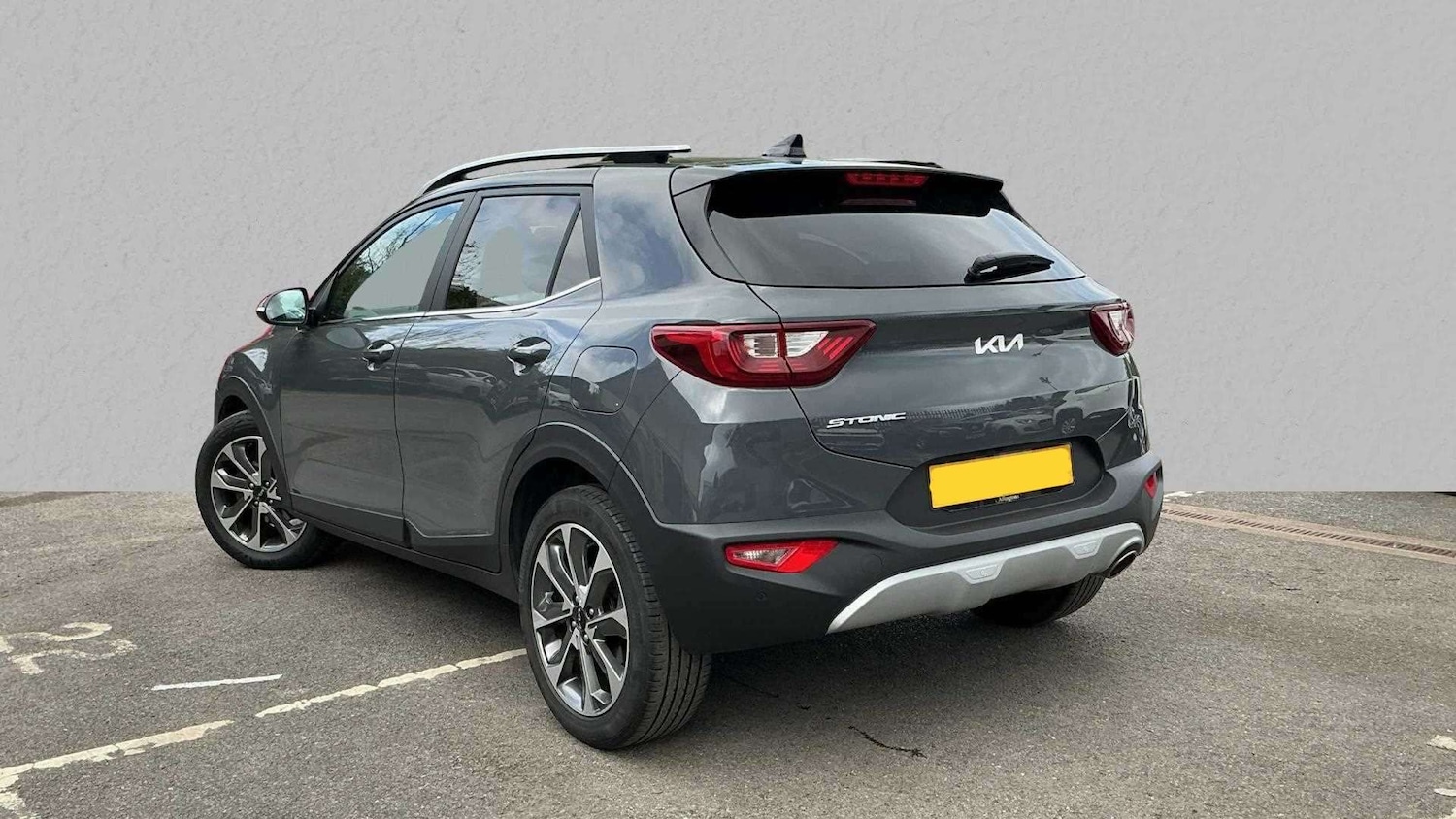 Used Kia Stonic 2021 for sale - 76488099: Photo 3